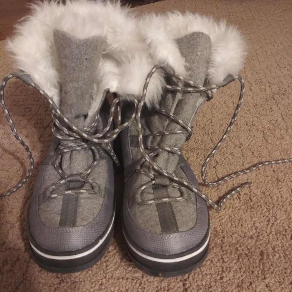 Fleece lined boots